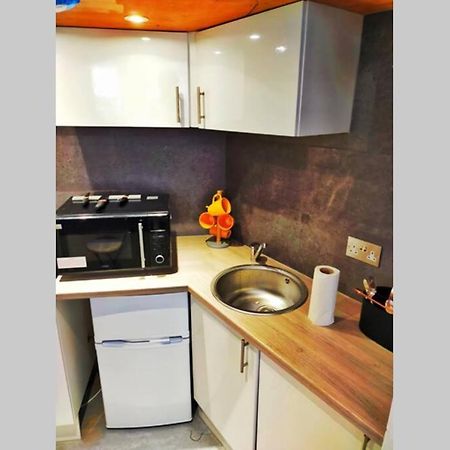 Cute & Cosy Loft-Style Studio Close To Beach Lejlighed Bournemouth Eksteriør billede